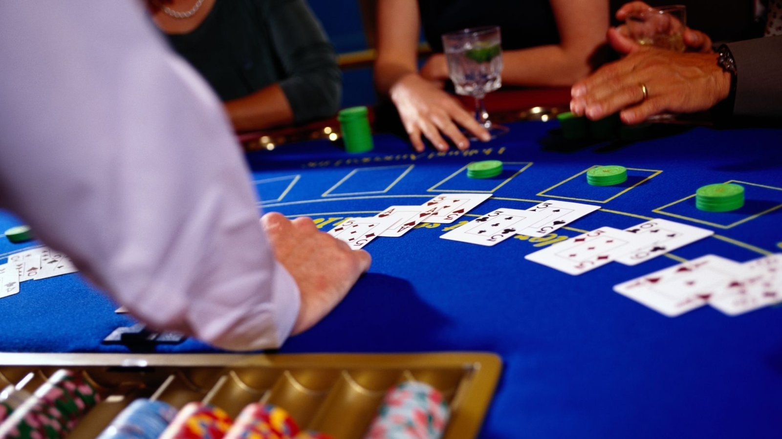 blackjack-guide-blackjack-strategy-betting-strategy-play-blackjack-dealer-stands-split-aces-blackjack-strategy-blackjack-charts-basic-rules-initial-bet-insurance-bet-dealer-stands-single-deck-game-dealer-shows-original-bet-strategy-card