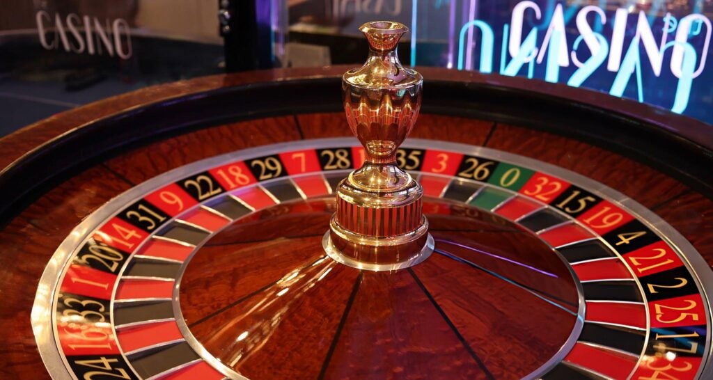 How to Play Craps, How to Play Craps for Beginners, how to play craps at casino, craps, dice